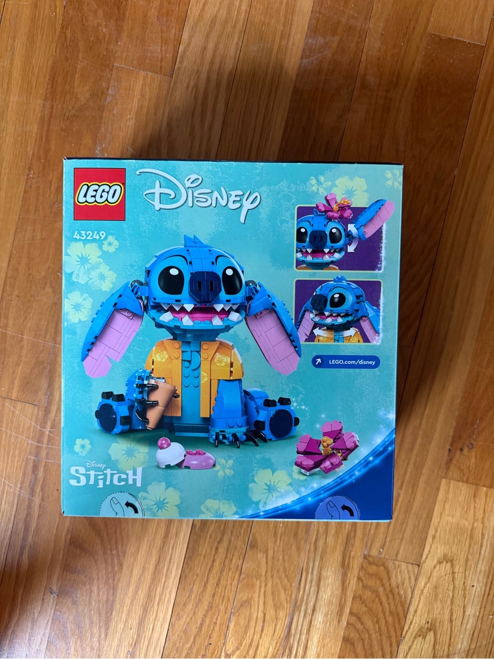Disney LEGO Stitch Buildable Figure in Blue & Purple - Picture 2 of 2
